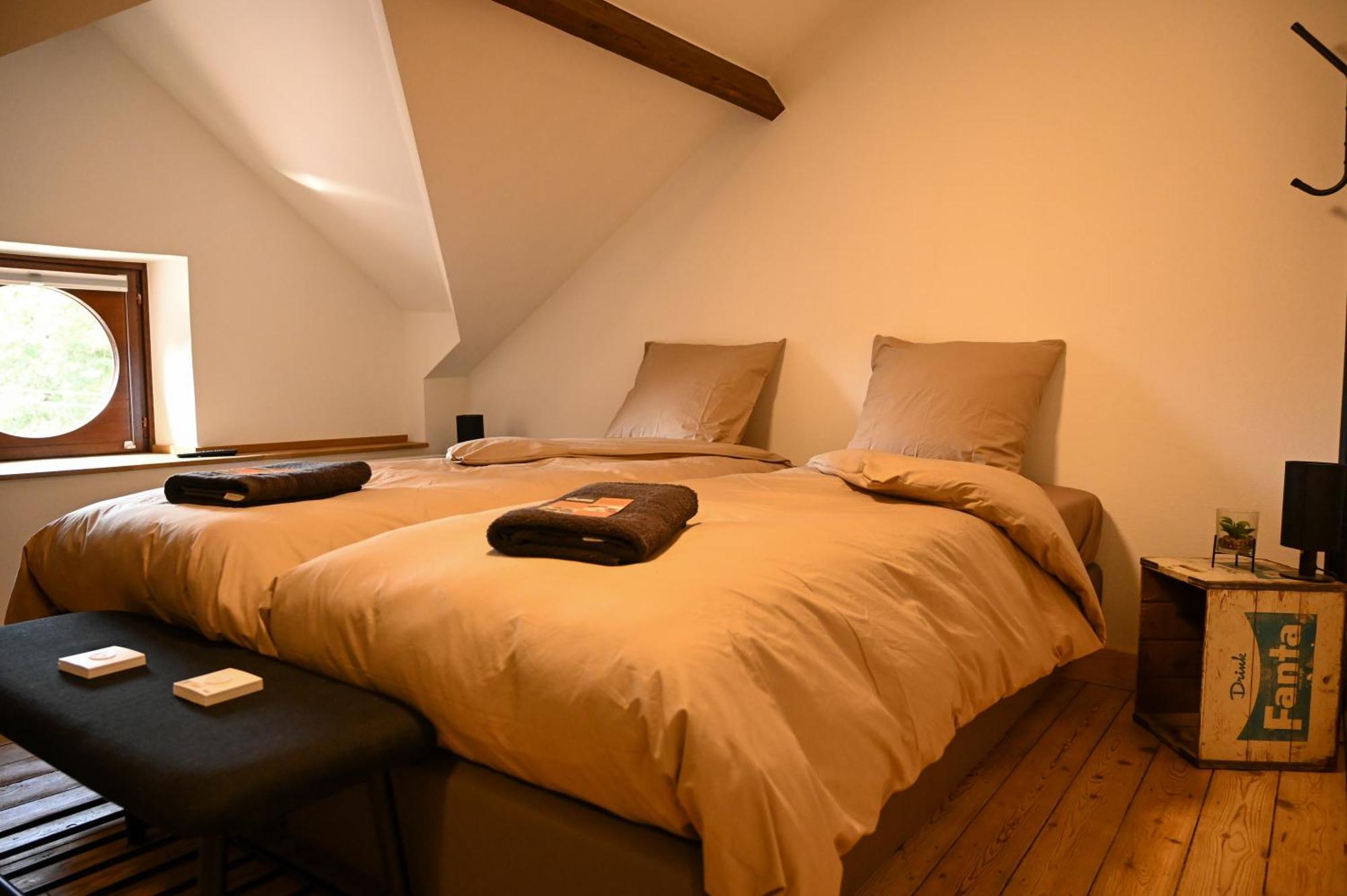 Open Source A L'Entree Du Circuit! Apartment Stavelot Room photo