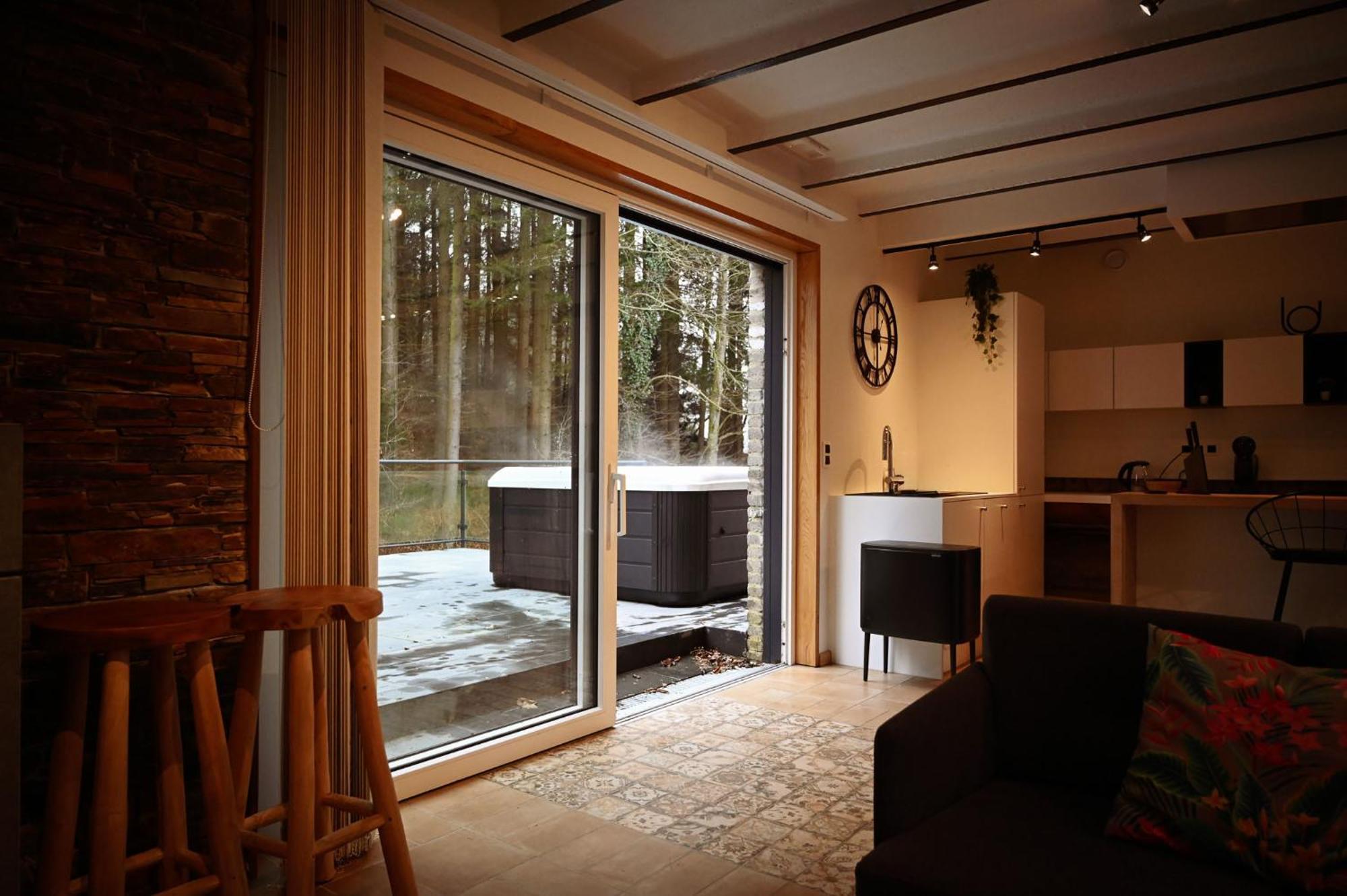 Open Source A L'Entree Du Circuit! Apartment Stavelot Exterior photo